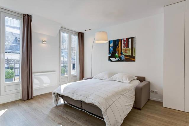 Champs Elysées Apartment Parigi Esterno foto
