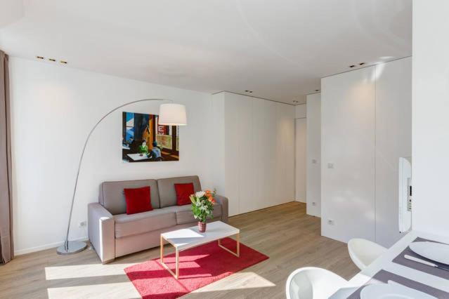 Champs Elysées Apartment Parigi Esterno foto